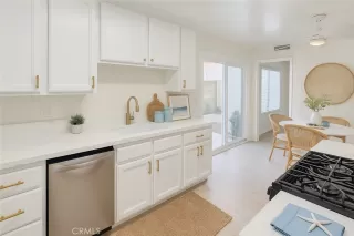 Photo #4: OC25218695 Listing 