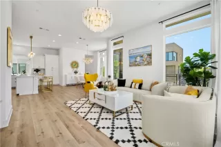 Photo #3: OC25219978 Listing 