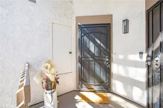 Photo #2: OC25220276 Listing 