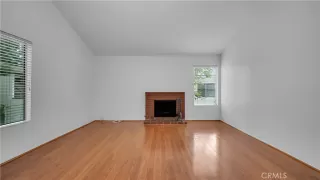 Photo #5: OC25220349 Listing