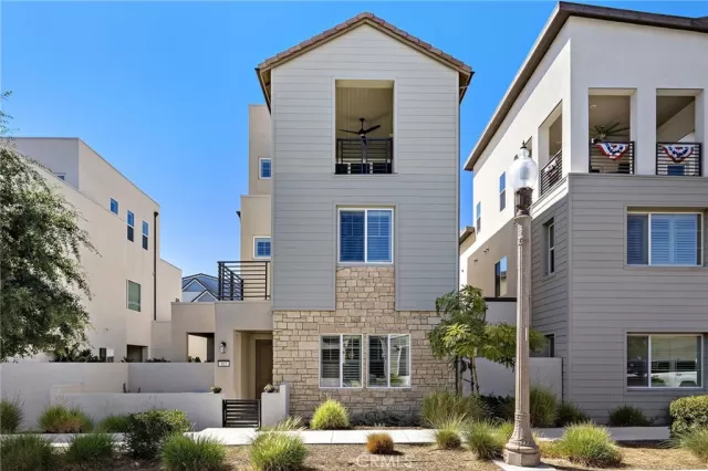 MLS: OC25220392 Condo For Sale