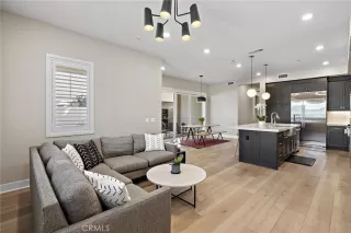 Photo #5: OC25220392 Listing 