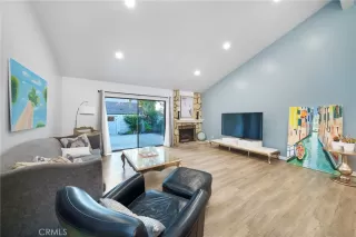 Photo #3: OC25220427 Listing 