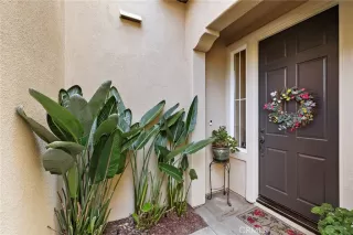 Photo #3: OC25220485 Listing