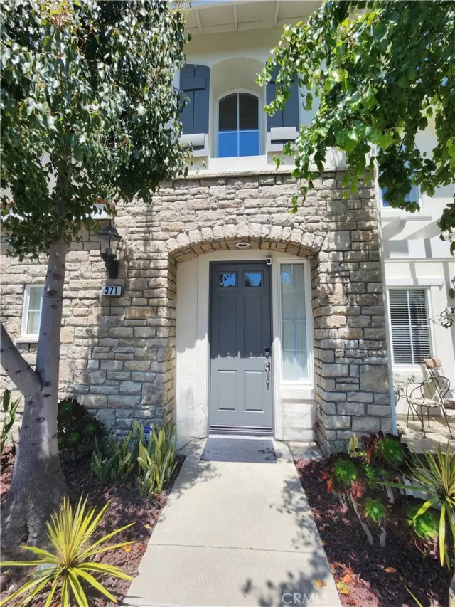 MLS: OC25220645 Condo For Sale