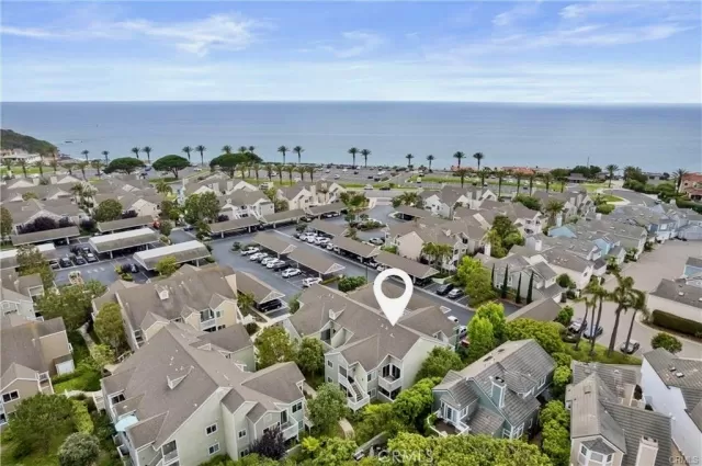 MLS: OC25221187 Condo For Sale