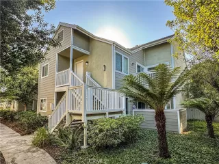 Photo #3: OC25221187 Listing