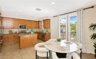 Photo #6: OC25221198 Listing 