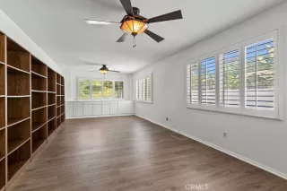 Photo #4: OC25221307 Listing