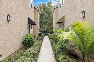 Photo #3: OC25221331 Listing