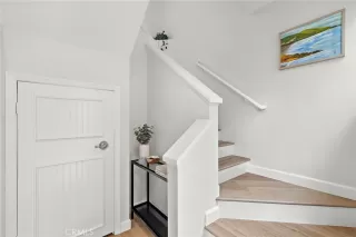 Photo #5: OC25221331 Listing