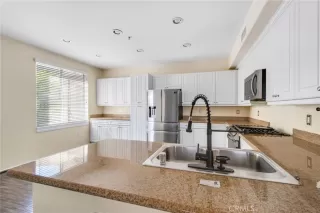 Photo #3: OC25221432 Listing 