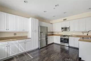 Photo #5: OC25221432 Listing 