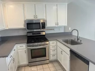 Photo #3: OC25221544 Listing 