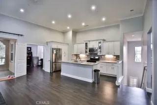 Photo #2: OC25221840 Listing 