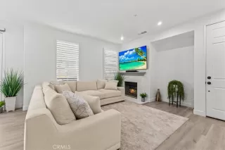 Photo #5: OC25221870 Listing 