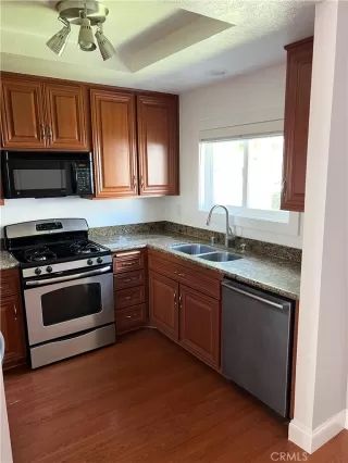 Photo #2: OC25222108 Listing 