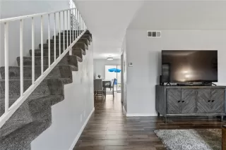 Photo #4: OC25222204 Listing 