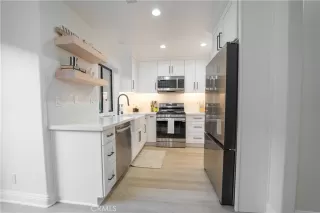 Photo #4: OC25222272 Listing 