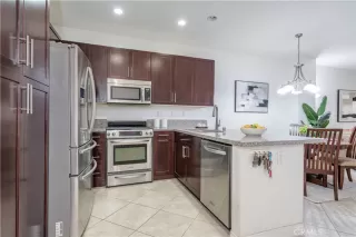 Photo #2: OC25222569 Listing