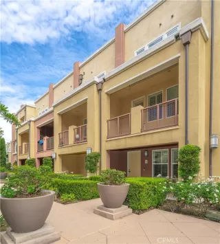 Photo #5: OC25222569 Listing