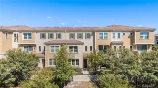 Photo #5: OC25223142 Listing 