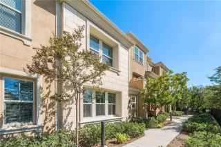 Photo #6: OC25223142 Listing 