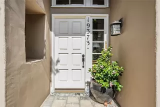 Photo #3: OC25223473 Listing 