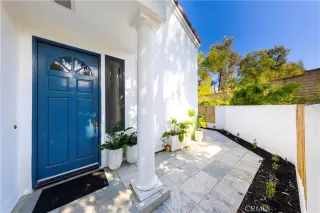 Photo #3: OC25223527 Listing 