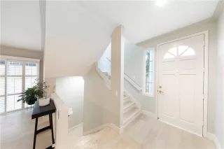 Photo #4: OC25223527 Listing 