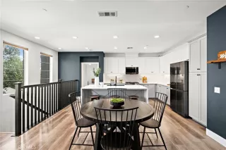 Photo #5: OC25223885 Listing 