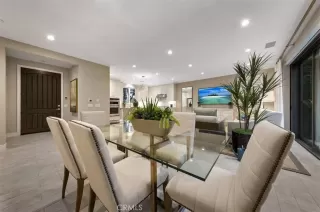 Photo #5: OC25223962 Listing