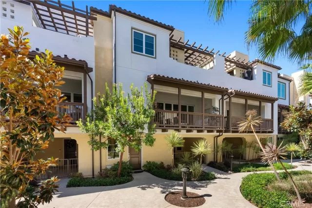 MLS: OC25224049 Condo For Sale