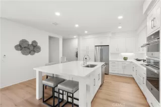 Photo #3: OC25224049 Listing 