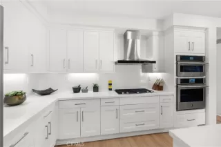 Photo #4: OC25224049 Listing 