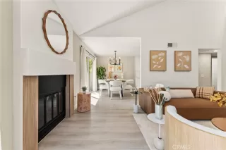 Photo #3: OC25224230 Listing 