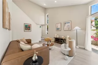 Photo #4: OC25224230 Listing 