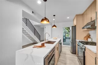 Photo #6: OC25224384 Listing