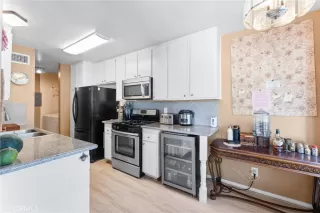 Photo #5: OC25224644 Listing 