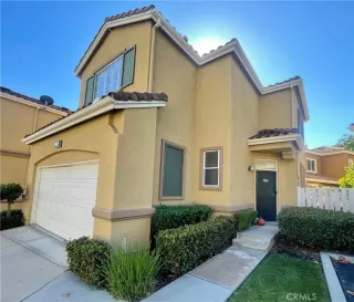 Browse active condo listings in LOS ABANICOS