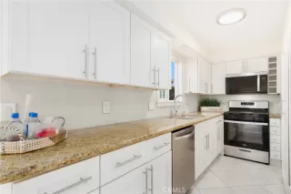 Photo #4: OC25224971 Listing 