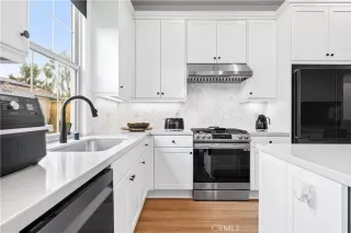 Photo #6: OC25225088 Listing 