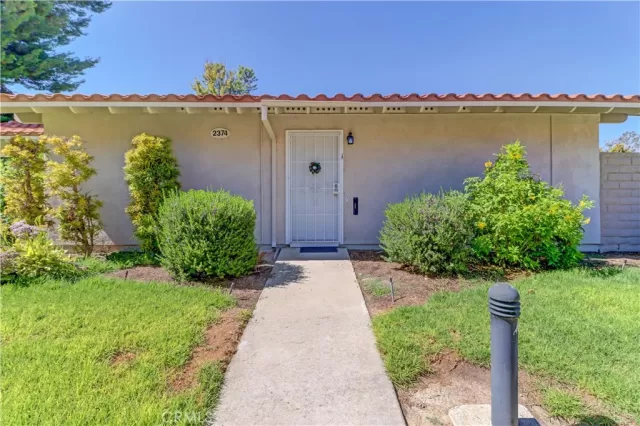 MLS: OC25225122 Condo For Sale