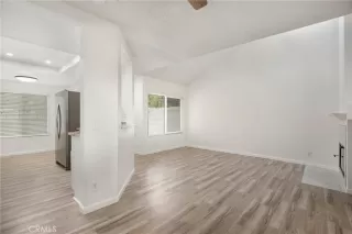 Photo #4: OC25225360 Listing 