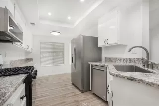 Photo #5: OC25225360 Listing 