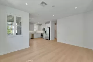 Photo #5: OC25225392 Listing 