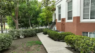 Photo #3: OC25225428 Listing