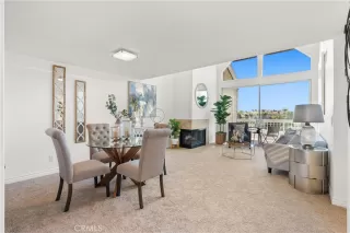 Photo #2: OC25225484 Listing