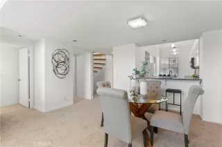 Photo #6: OC25225484 Listing