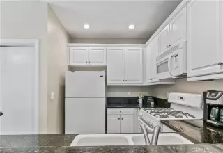 Photo #6: OC25225787 Listing 